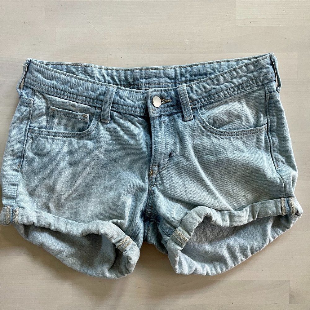H&M denim shorts